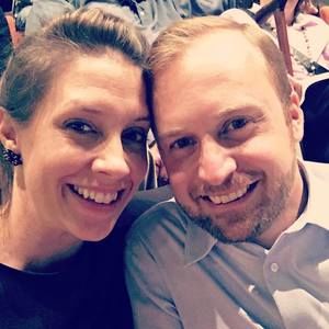 Meet your Posher, Caris